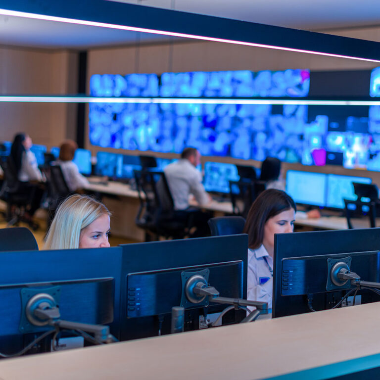 24/7 Chairs for Banking, Insurance & Trading Desk Security | Concept ...